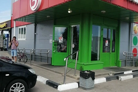 Магазин Новая Усмань, с. Новая Усмань ул. Алексеевского 1А